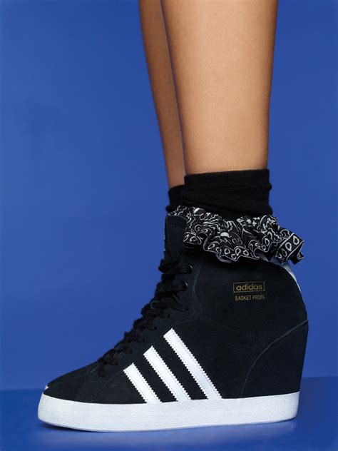 adidas sneakers na koturnie|Adidas damskie buty.